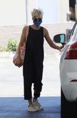 SELMA BLAIR and Ron Carlson Out for Lunch in West Hollywood 08/05/2021