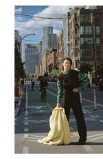 SHALOM HARLOW in Harper