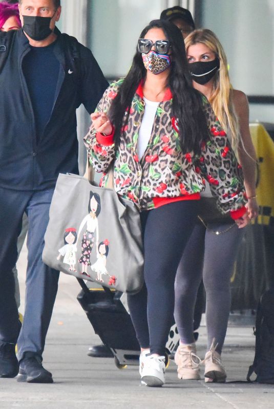 VANESSA BRYANT at JFK Airport in New York 08/27/2021