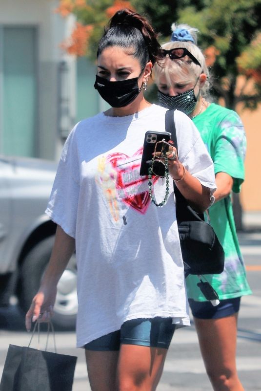 VANESSA HUDGENS and GG MAGREE Leaves a Spa in Los Angeles 08/26/2021