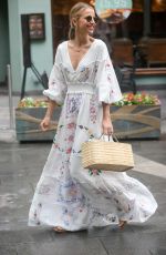 VOGUE WILLIAMS Leaves Heart Radio in London 08/01/2021