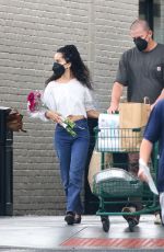 ZOE KRAVITZ and Channing Tatum Leaves a Supermarket in New York 08/23/2021