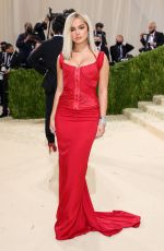 ADDISON RAE at 2021 Met Gala in New York 09/13/2021