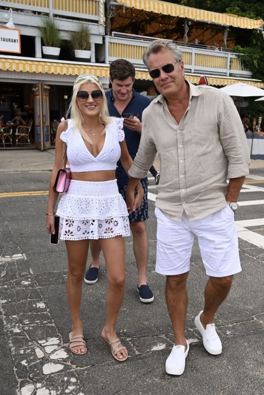 ALBA JANCOU Out at Sunset Beach on Shelter Island 09/05/2021