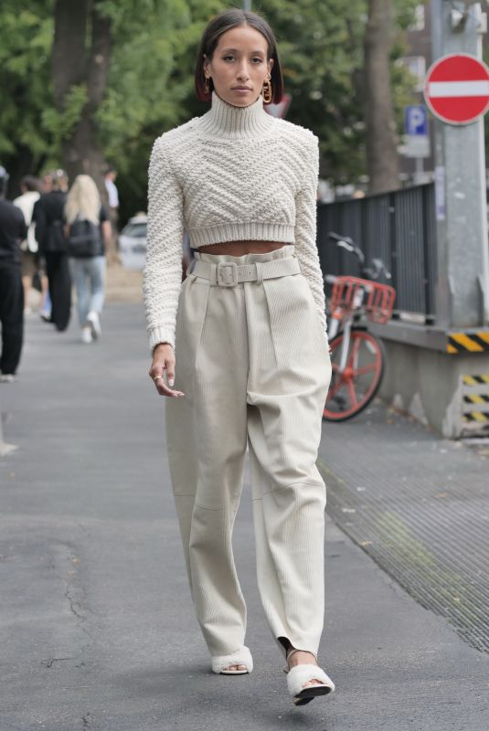 ALEXANDRA GUERAIN Arrives at Fendi Show at Milan Fashion Week 09/22/2021