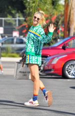 AMANDA KLOOTS Heading to DWTS Rehearsals in Pasadena 09/15/2021