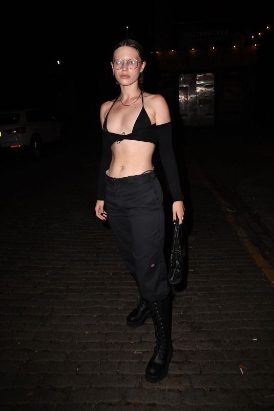 AMELIA HAMLIN Night Out in Islington 09/21/2021