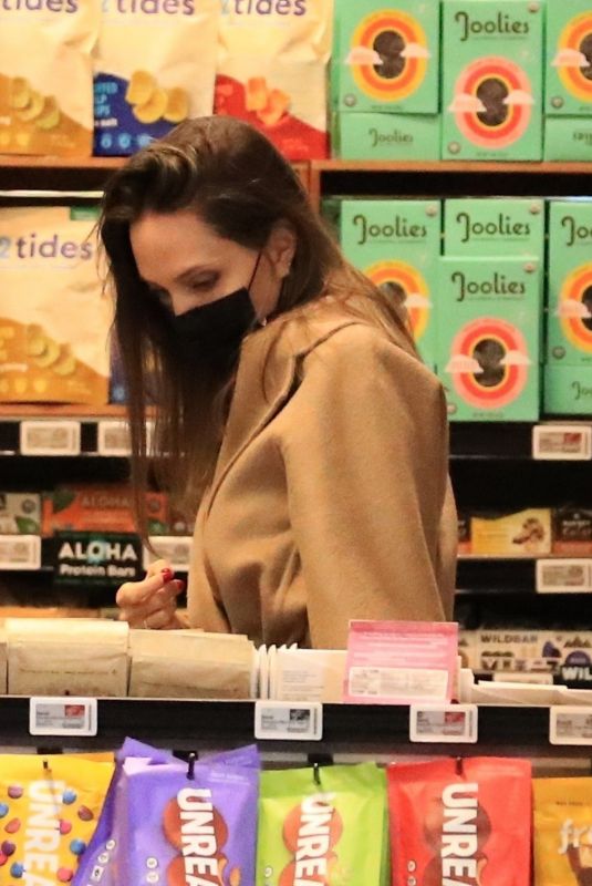 ANGELINA JOLIE Shopping at Erewhon Market in West Hollywood 09/18/2021