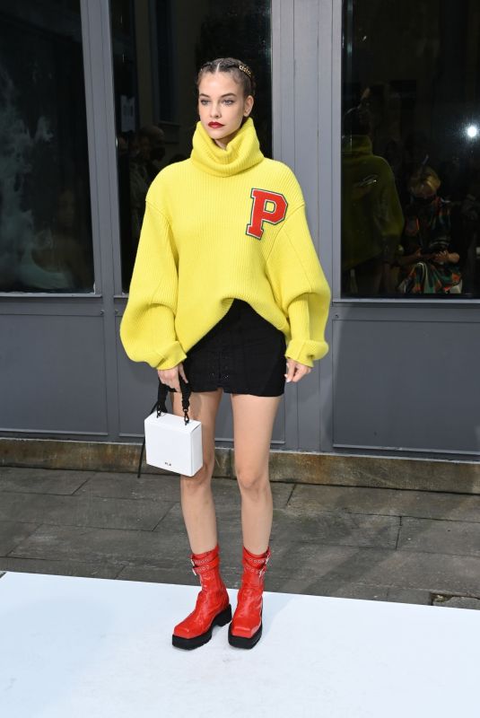 BARBARA PALVIN at Philosophy Di Lorenzo Serafini Fashion Show in Milan 09/25/2021