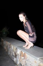 BELLA HADID - Self-portrait Spring 2022