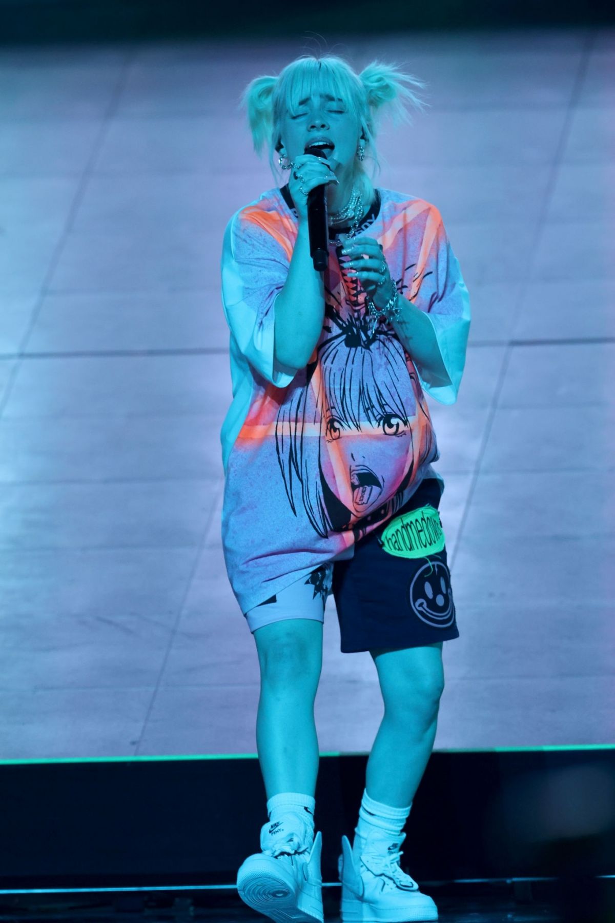 BILLIE EILISH Performs at 2021 Iheartradio Music Festival in Las Vegas ...