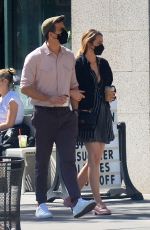 BLAKE LIVELY and  Ryan Reynolds Out and About in New York 09/26/2021