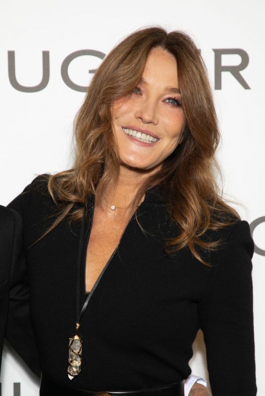 CARLA BRUNI at Thierry Mugler: Couturissime Exhibition Opening Ceremony at Museum of Fine Arts in Paris 09/28/2021