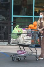 CHRISTINA PERRI Shopping at Gelson