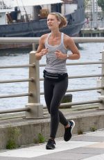 CLAIRE DANES Out Jogging in New York 09/23/2021