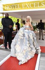 DOJA CAT at Dolce & Gabbana Fashion Show in Venice 08/29/2021