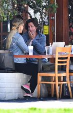 ELIZABETH BERKLEY and Greg Lauren Out for Lunch in Brentwood 09/09/2021