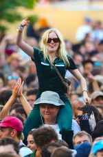 ELLIE BAMBER at All Points East Festival in Victoria Park 08/29/2021
