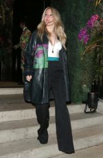 ELLIE GOULDING Leaves Annabel
