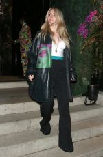 ELLIE GOULDING Leaves Annabel