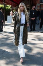 ELSA HOSK Arrives at Michael Kors Spring/Summer 2022 Show at New York Fashion Week 09/10/2021