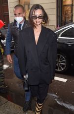 EMILY RATAJKOWSKI Out in Milan 09/26/2021