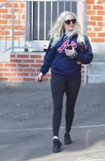 ERIKA JAYNE Heading to a Personal Trainer in Beverly Hills 09/20/2021