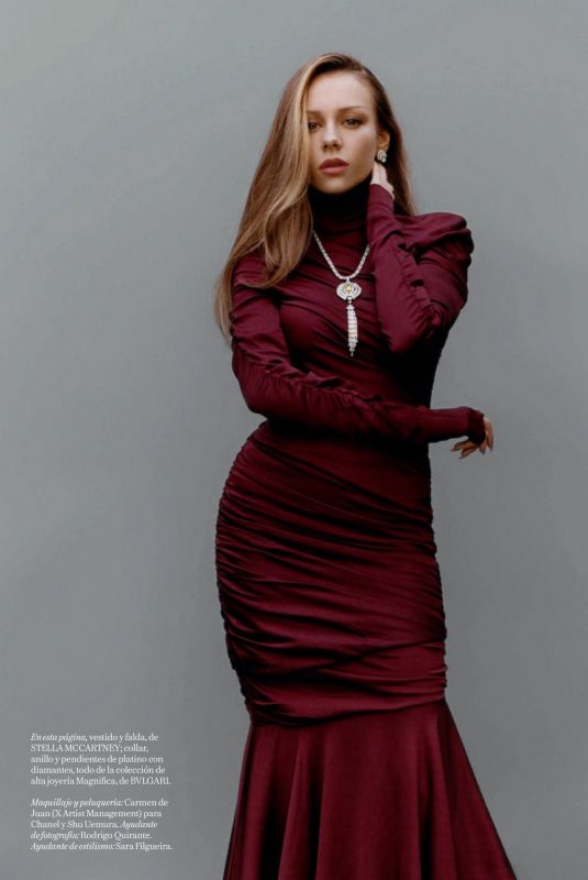ESTER EXPOSITO in Vogue Magazine, Spain October 2021