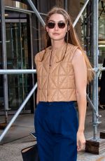 GIGI HADID Leaves Altuzarra Spring 2022 Ready-to-wear Fashion Show in New York 09/12/2021