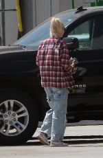GWEN STEFANI Arrives in Los Angeles via Private Jet 09/06/2021
