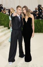 HAILEY and Justin BIEBER at 2021 Met Gala in New York 09/13/2021