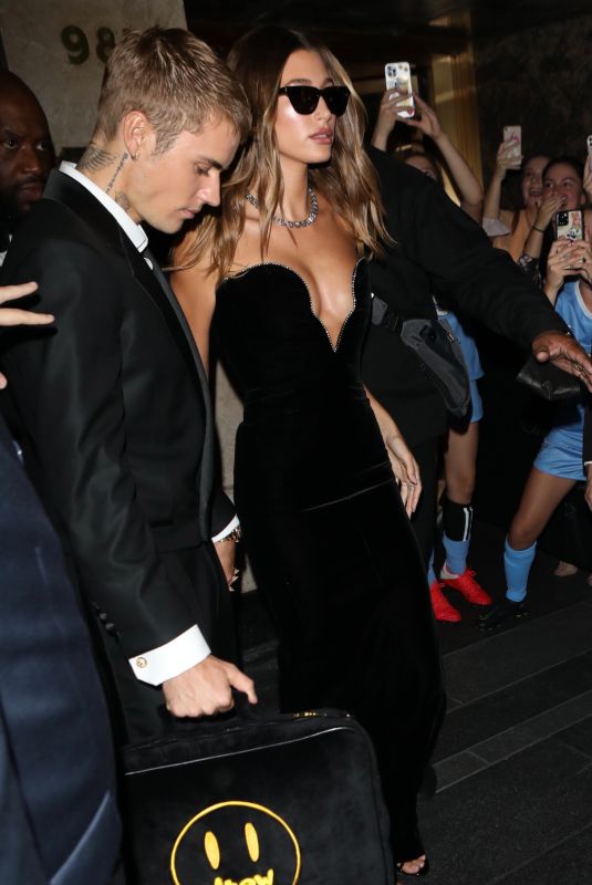 HAILEY and Justin BIEBER Heading to 2021 Met Gala in New York 09/13/2021