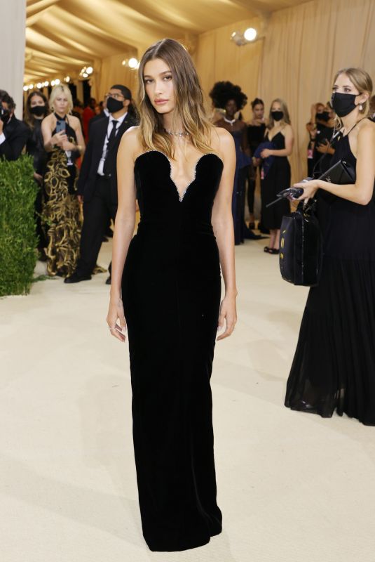 HAILEY BIEBER at 2021 Met Gala in New York 09/13/2021