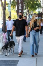 HEIDI KLUM and Tom Kaulitz Out Shopping in Beverly Hills 09/22/2021