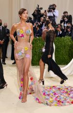 IRINA SHAYK at 2021 Met Gala in New York 09/13/2021