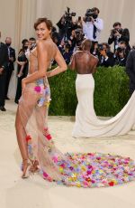 IRINA SHAYK at 2021 Met Gala in New York 09/13/2021