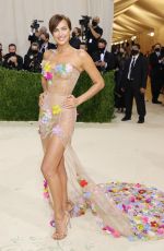 IRINA SHAYK at 2021 Met Gala in New York 09/13/2021