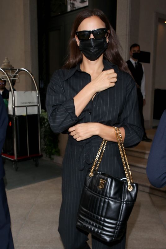 IRINA SHAYK Leaves Her Hotel in Milan 09/27/2021