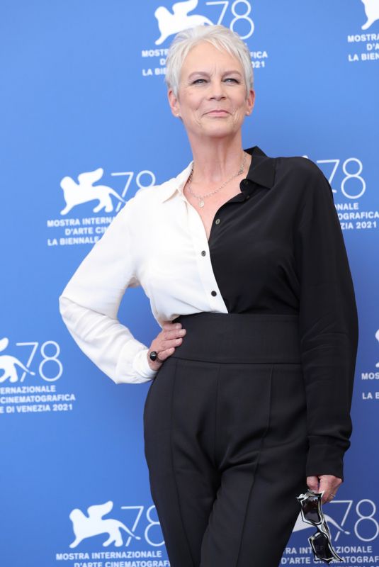 JAMIE LEE CURTIS at Halloween Kills Photocall at 2021 Venice Film Festival 09/08/2021