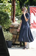JENNIFER GARNER at Standard Design Group Nursey in Pacific Palisades 09/14/2021