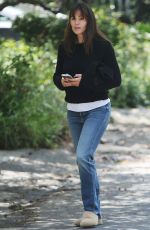 JENNIFER GARNER Out and About in Los Angeles 09/02/2021
