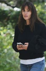 JENNIFER GARNER Out and About in Los Angeles 09/02/2021