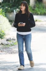 JENNIFER GARNER Out and About in Los Angeles 09/02/2021