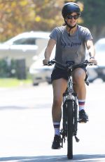 JENNIFER GARNER Out for Bicycle Ride in Pacific Palisades 09/12/2021
