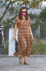 JENNIFER GARNER Out for Breakfast with Friends in Santa Monica 09/11/2021