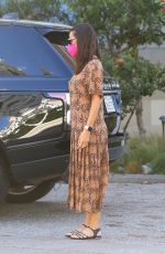 JENNIFER GARNER Out for Breakfast with Friends in Santa Monica 09/11/2021