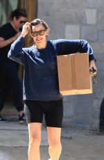 JENNIFER GARNER Outside Her Home in Brentwood 09/16/2021