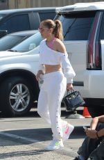 JENNIFER LOPEZ Heading to a Dance Studio in Los Angeles 09/16/2021