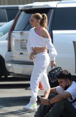 JENNIFER LOPEZ Heading to a Dance Studio in Los Angeles 09/16/2021