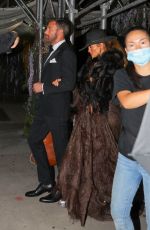 JENNIFER LOPEZ Leaves Her Apartment in New York 09/13/2021